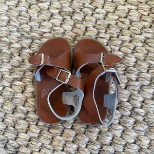 Brown Kids Sandals by Footmates